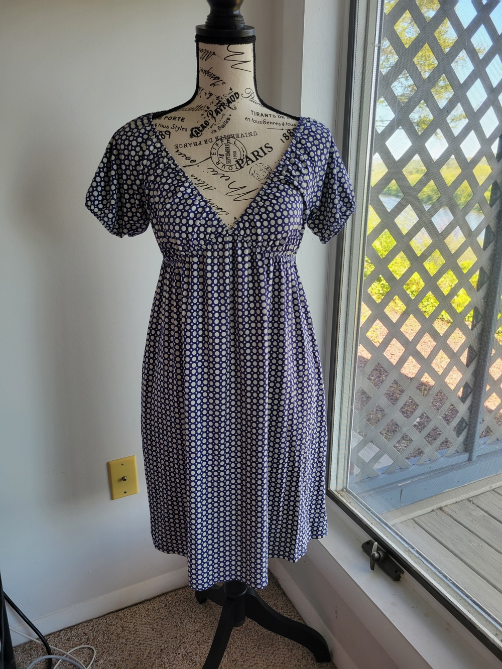 GAP Vintage Navy and White Polka Dot V-Neck Midi Dress w Pockets  Small